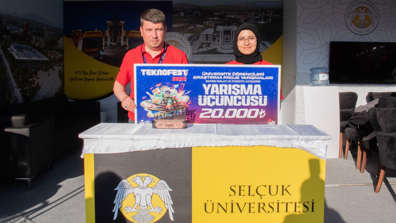 Selçuk Üniversitesi, TEKNOFEST İstanbul’da 15 ödülün sahibi oldu